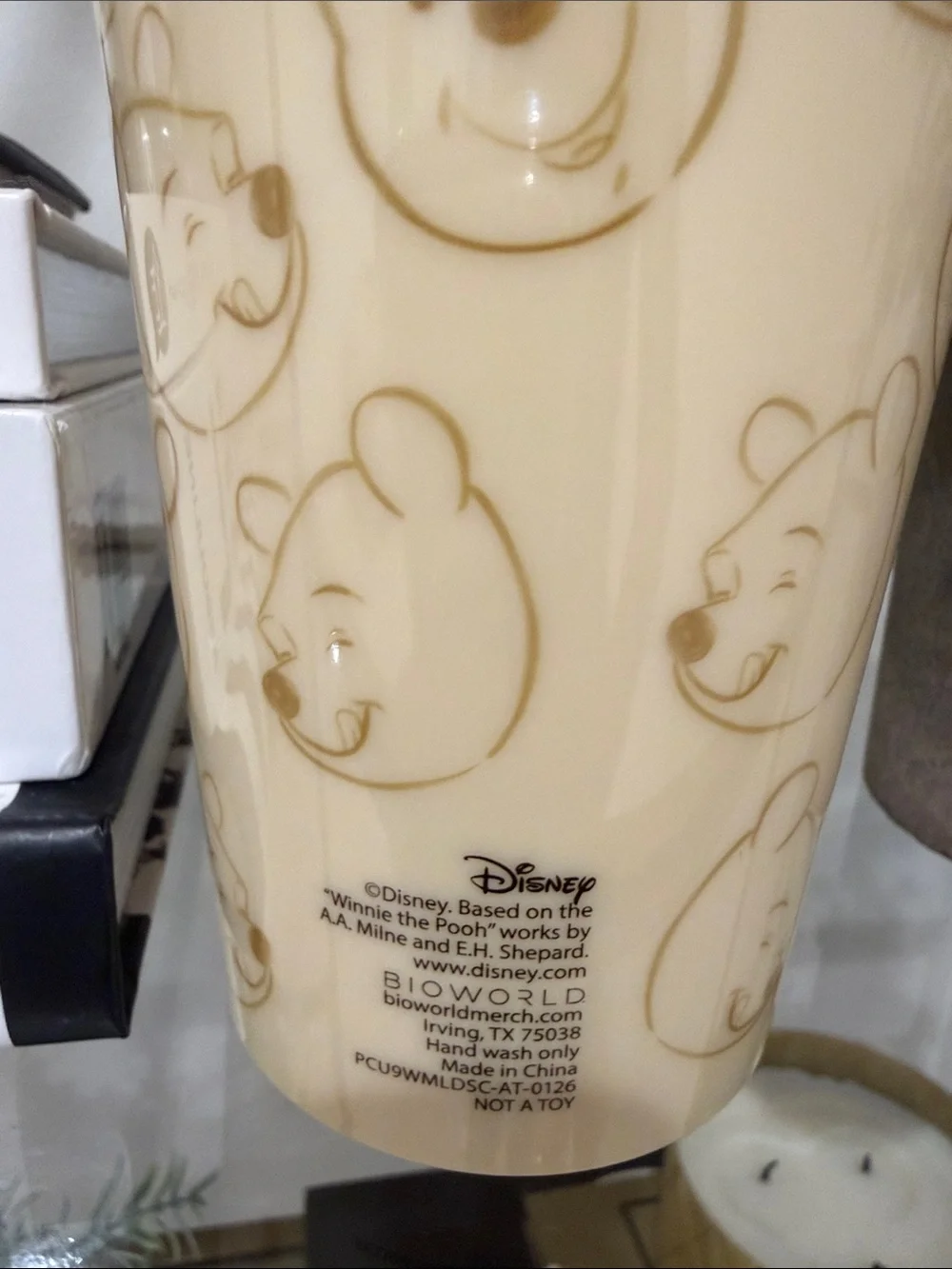 Disney Winnie the Pooh Drip Tumbler with Straw